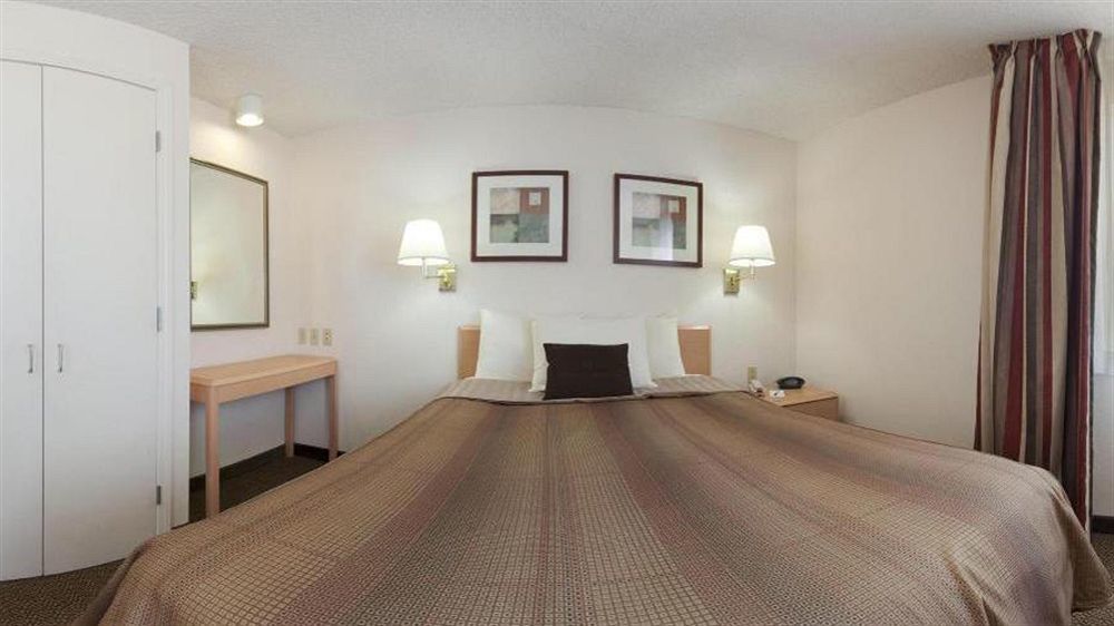 Sonesta Simply Suites Houston Galleria Medical Center Экстерьер фото
